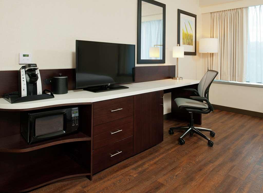 Hilton Garden Inn Pittsburgh Downtown Номер фото